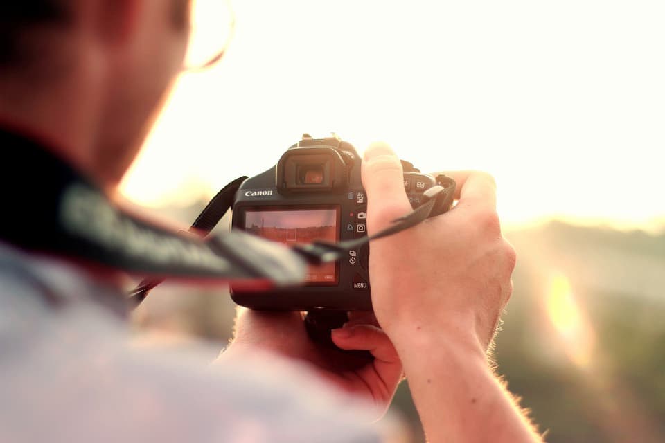 Le 5 Migliori Fotocamere DSLR per Principianti